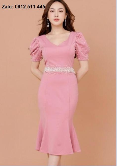Những mẫu đầm body dự tiệc cưới đẹp, thiết kế trễ vai sang trọng, quyến rũ được yêu thích nhất