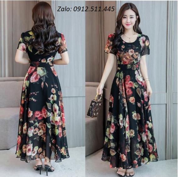 Những mẫu đầm đi tiệc cho người tuổi trung niên