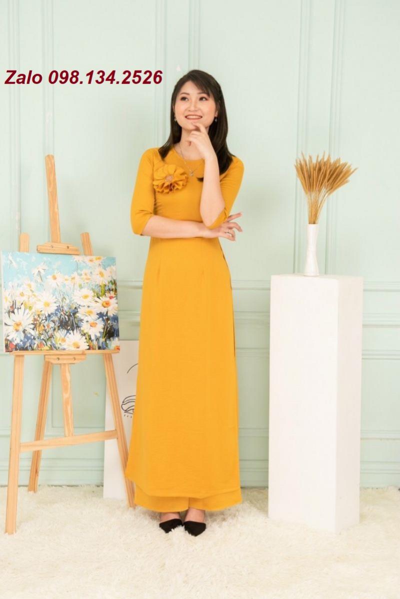 Những mẫu áo dài truyền thống họa tiết trẻ trung, hiện đại cho phái đẹp diện Tết nổi bật