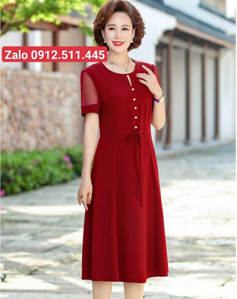 Tuyển chọn các mẫu đầm suông cao cấp tuổi trung niên đẹp và thanh lịch nhất hiện nay
