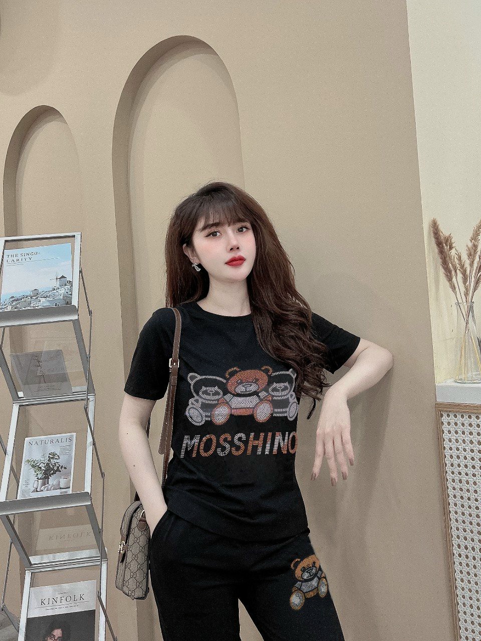 SET BỘ THỜI TRANG CƯỜM ĐÁ MOSCHINO SANG TRONG-BTN015