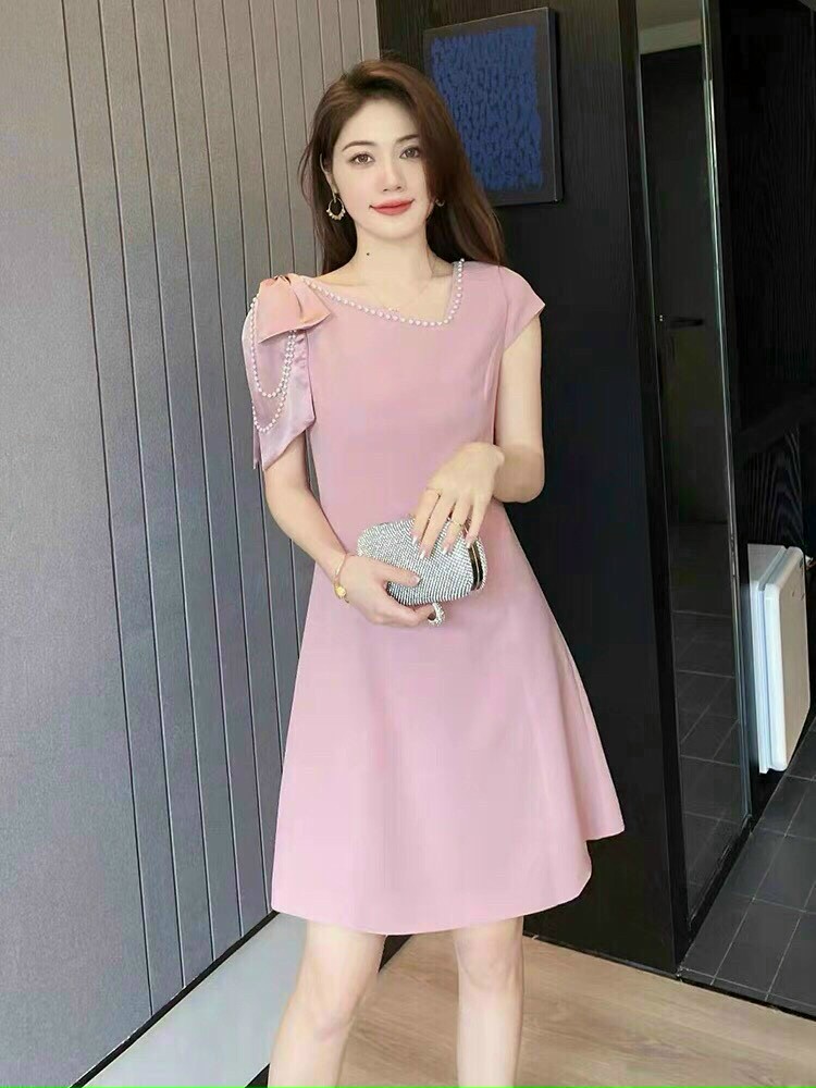 (HẾT HÀNG) ĐẦM SUÔNG LỆCH VAI HỘT CHÂU SANG TRỌNG XINH XẮN-HN1159