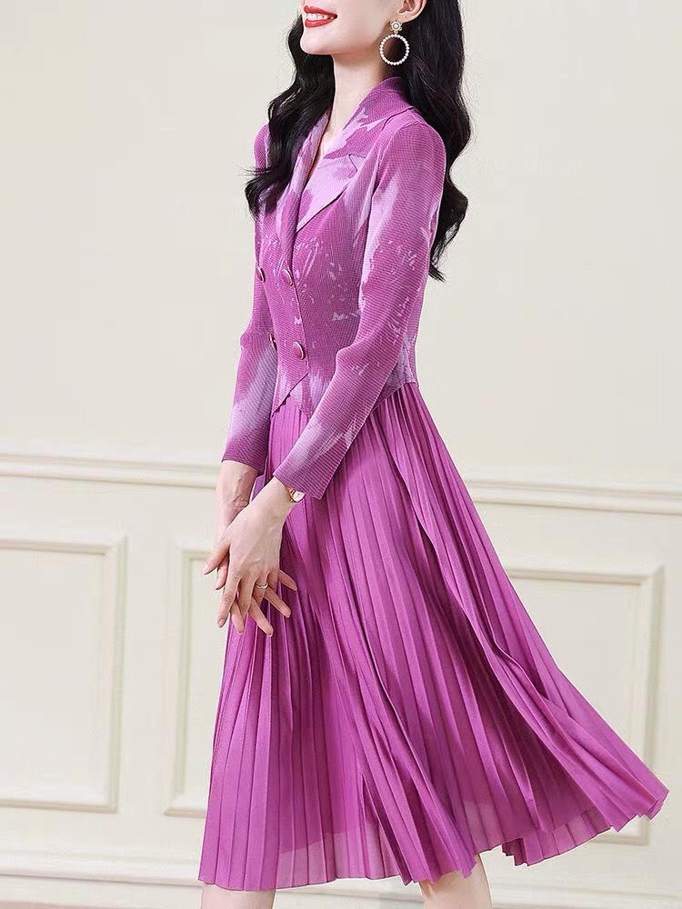 ĐẦM DẬP LY CỔ VEST MÀU LOANG D95